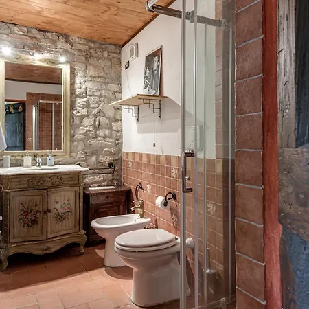 Silvia Holiday home Rignano Sull Arno